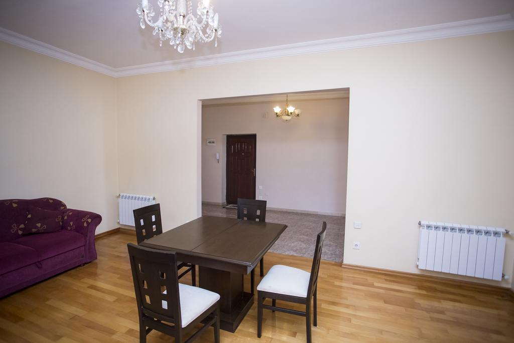Batumi City Center Apartment Buitenkant foto