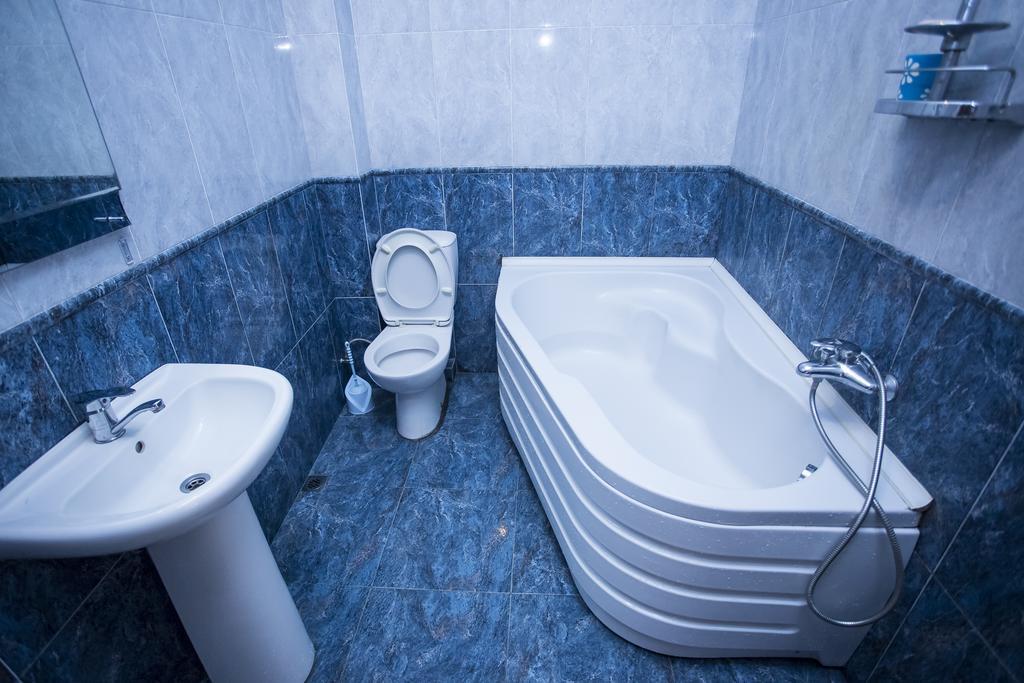 Batumi City Center Apartment Buitenkant foto