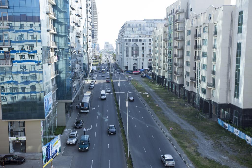 Batumi City Center Apartment Buitenkant foto
