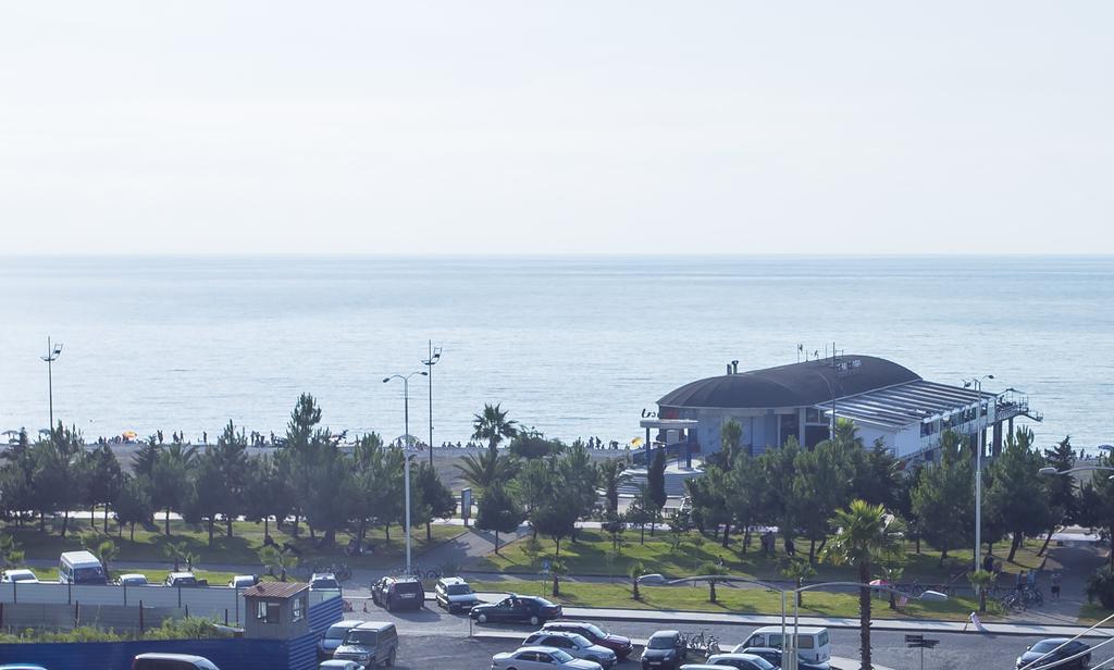 Batumi City Center Apartment Buitenkant foto