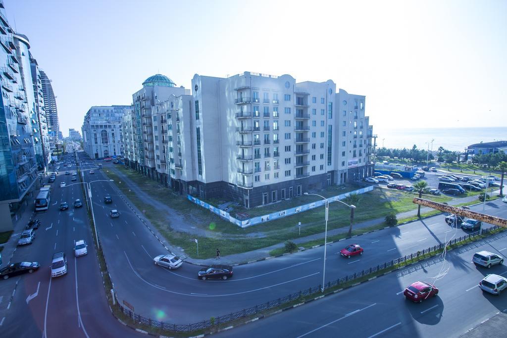 Batumi City Center Apartment Buitenkant foto